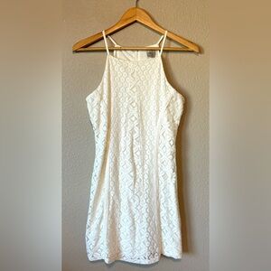 PAPER CRANE White Lace Overlay Square Neck Sheath Dress- Size S